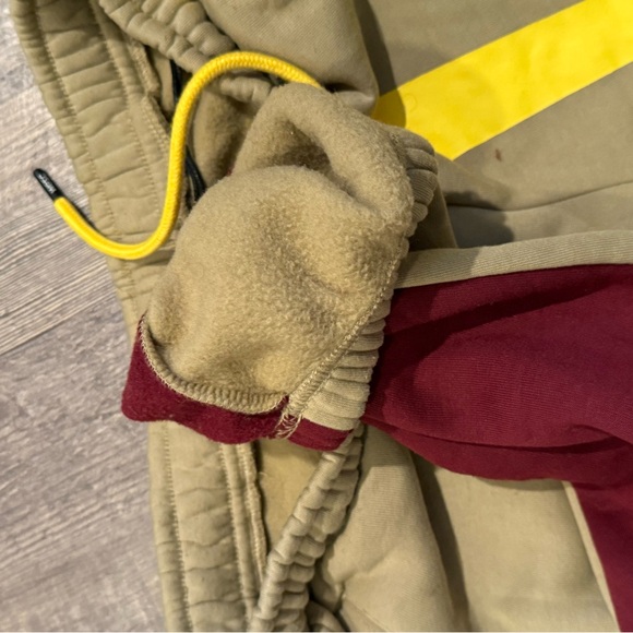 WEZC fleece sweatpants size Medium - Picture 4 of 4